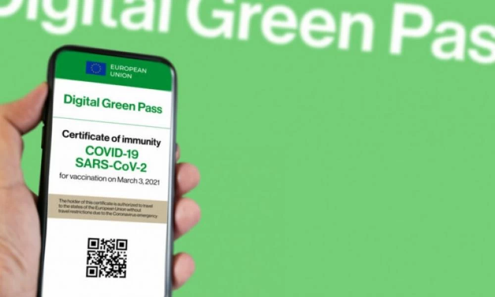 Με επείγουσες διαδικασίες η υιοθέτηση του «πράσινου ψηφιακού πιστοποιητικού» για τις μετακινήσεις